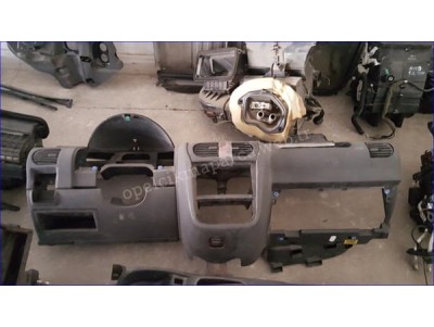 Opel Corsa C Çıkma Göğüs